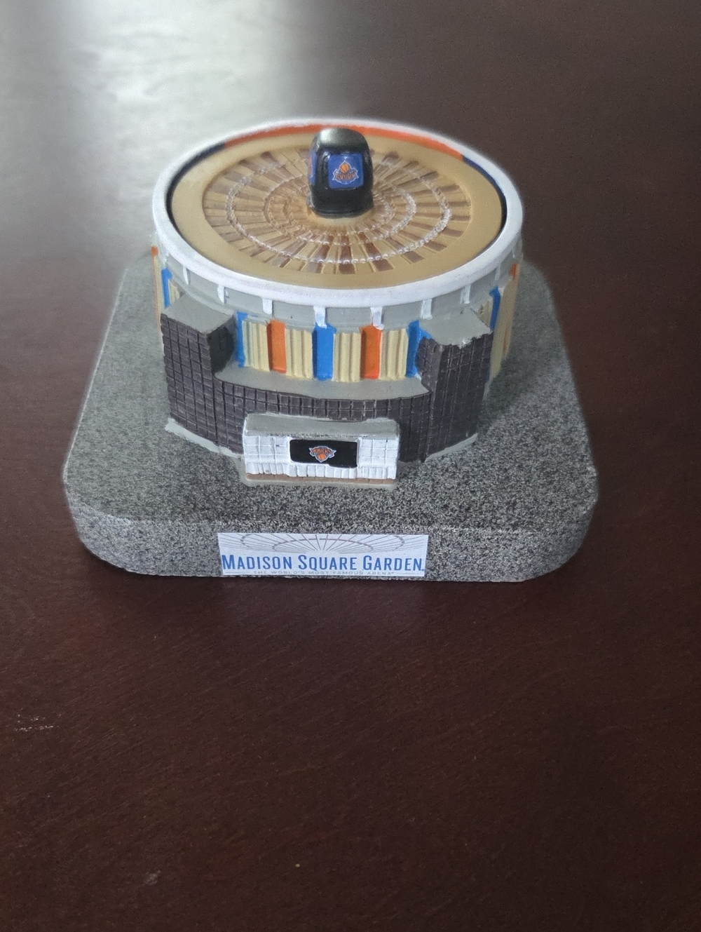KNICKS Madison Square Garden Collectible Miniature
